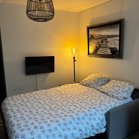 Appartement Cosy Face A La Basilique Saint Remi Reims Eksteriør bilde